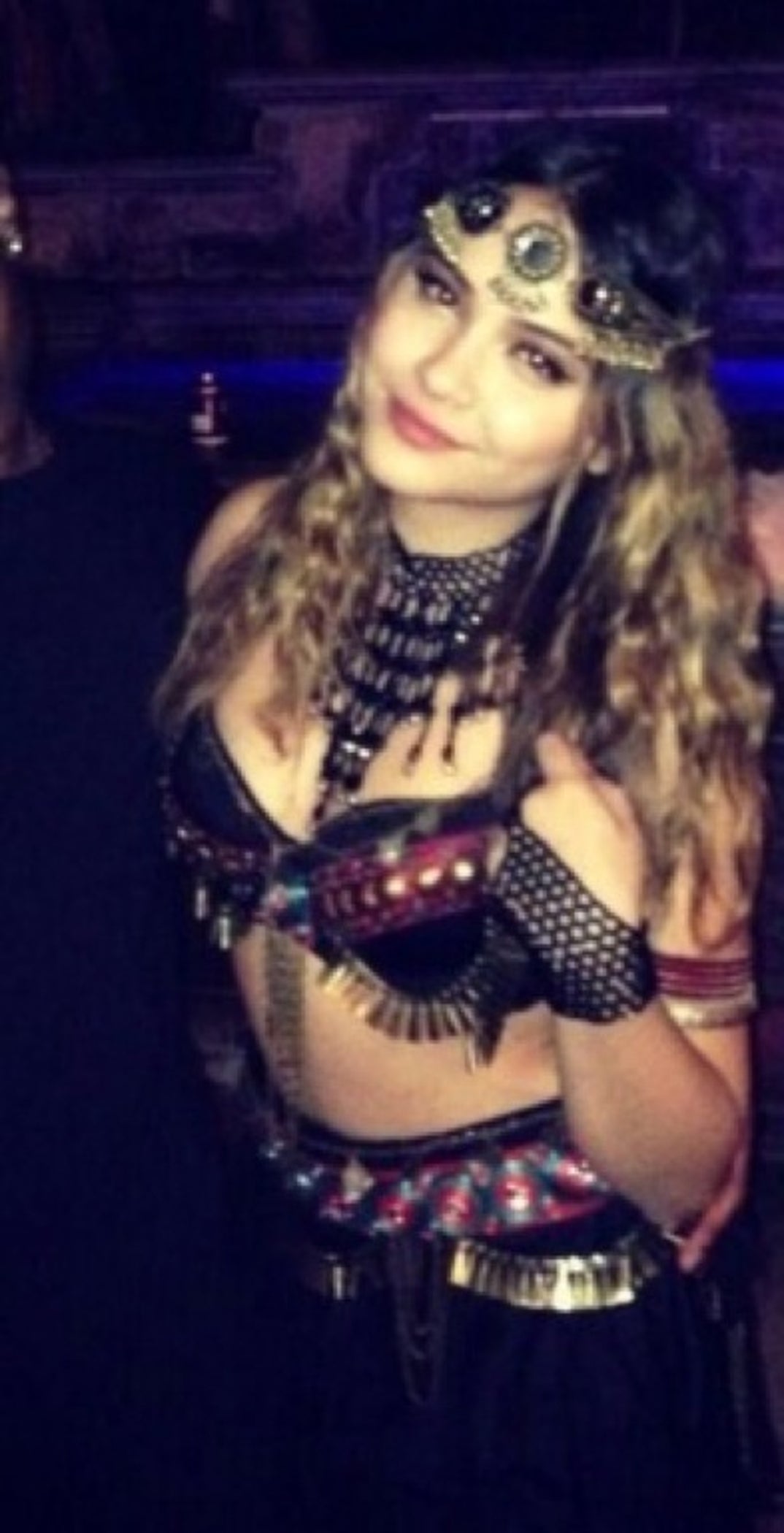 0412_stella_hudgens_sexy25