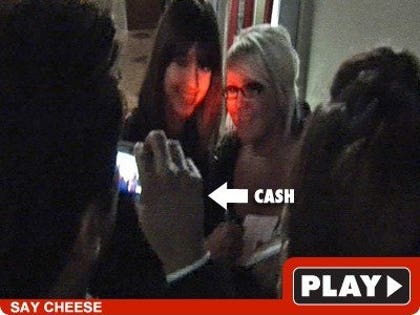 Jessica Alba: Click to watch