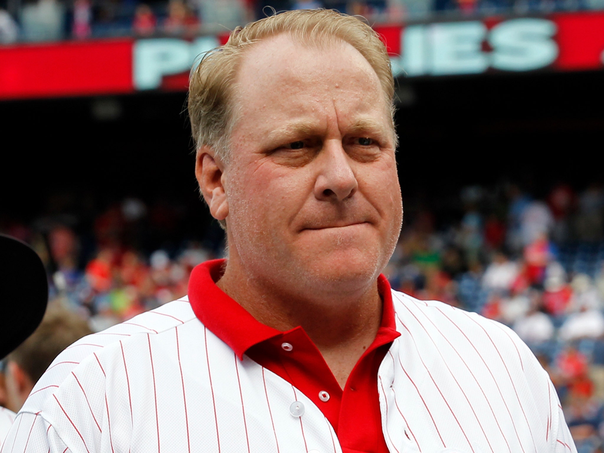 Phillies: Should Curt Schilling's number be retired?