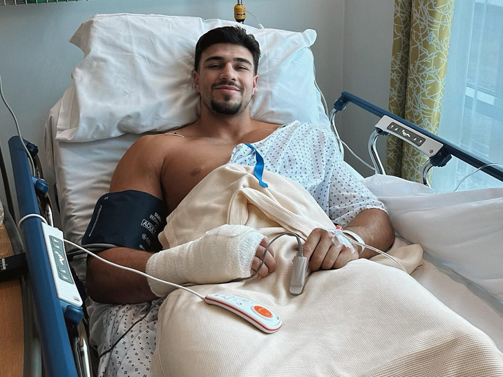 Tommy Fury in hospital