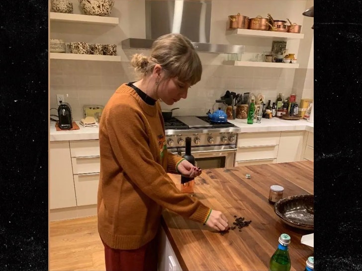 taylor swift in kitchen insta 1