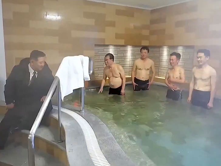 012226_Kim_Jong_Un_Bath_Main_Standing