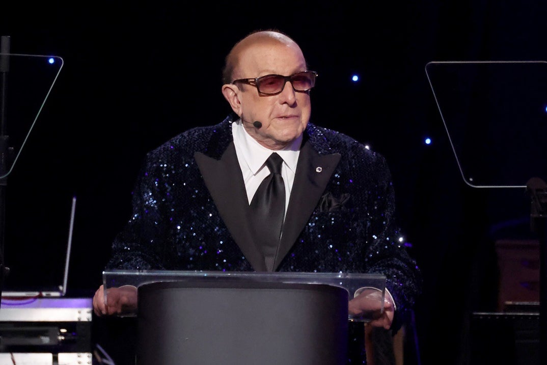 Remembering Clive Davis 7