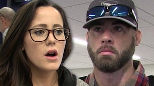 Jenelle Evans' Husband David Eason Came to Court with Gun