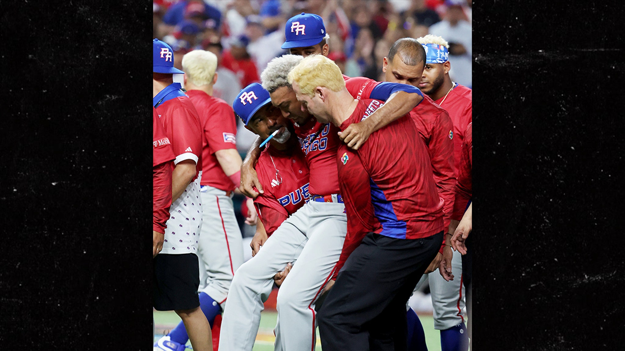 Edwin Diaz injury: Mets closer hurt during Puerto Rico celebration