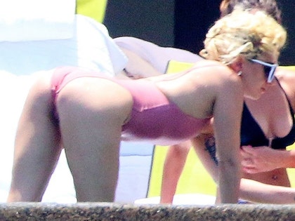 0718_lady_gaga_beach_primary