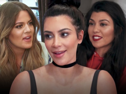 0824-kardashian-sisters-tmz-02