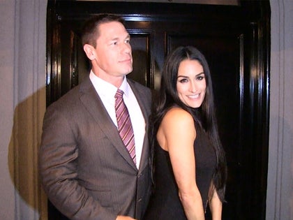 100417_cena_bella_primary