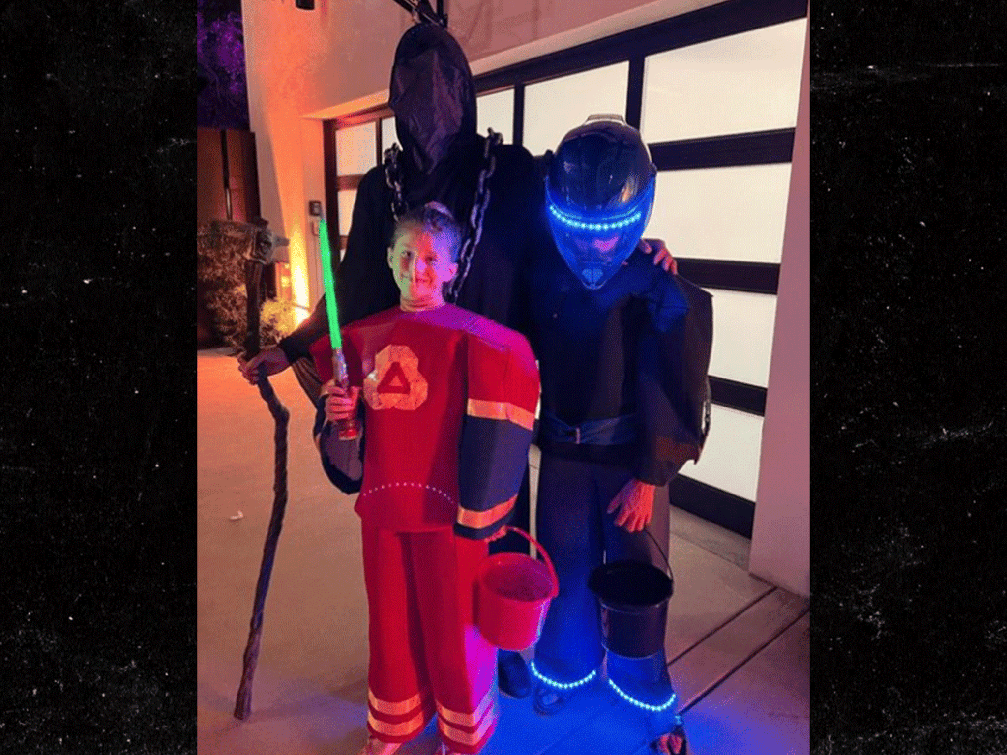 Tom Brady Dresses Up With Kids For Halloween, No Sign Of Gisele