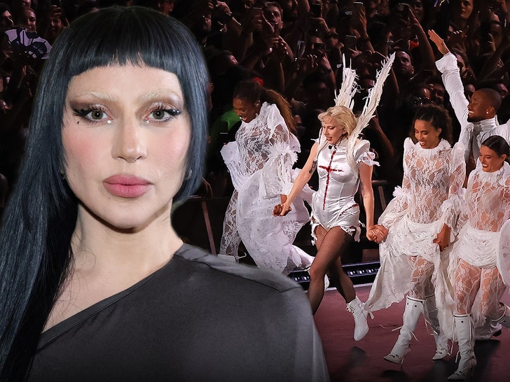 Lady Gaga -Gate -2