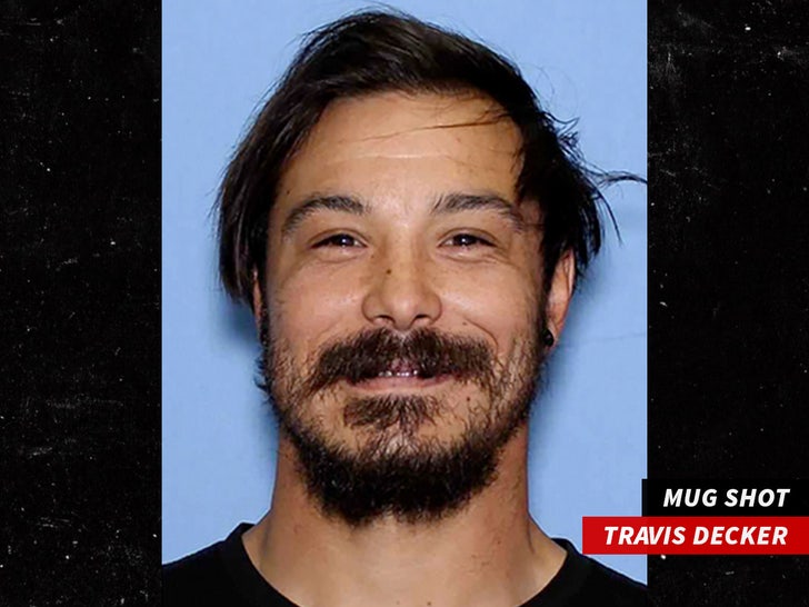 travis decker mug shot Wenatchee Police Department sub swipe 2