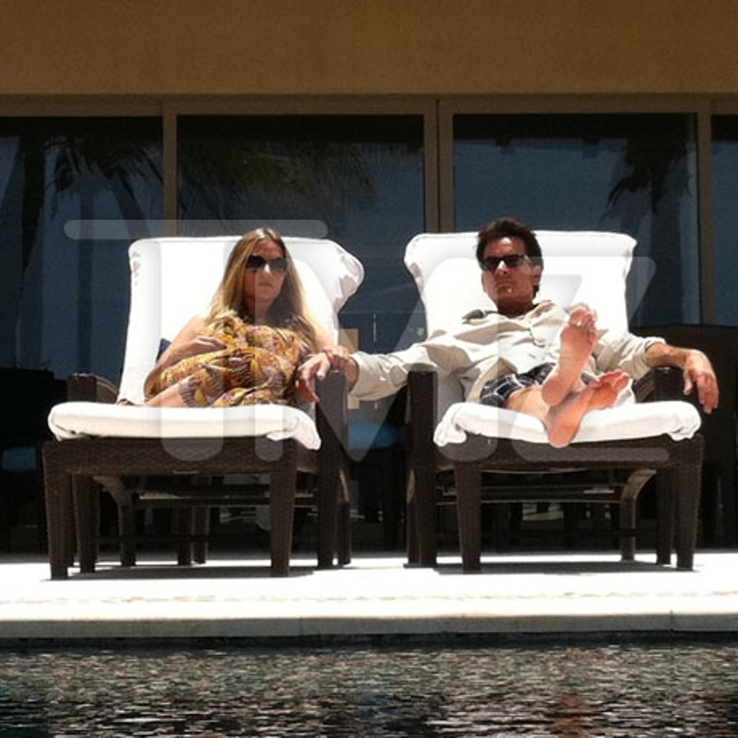 Charlie Sheen & Brooke Mueller in Mexico