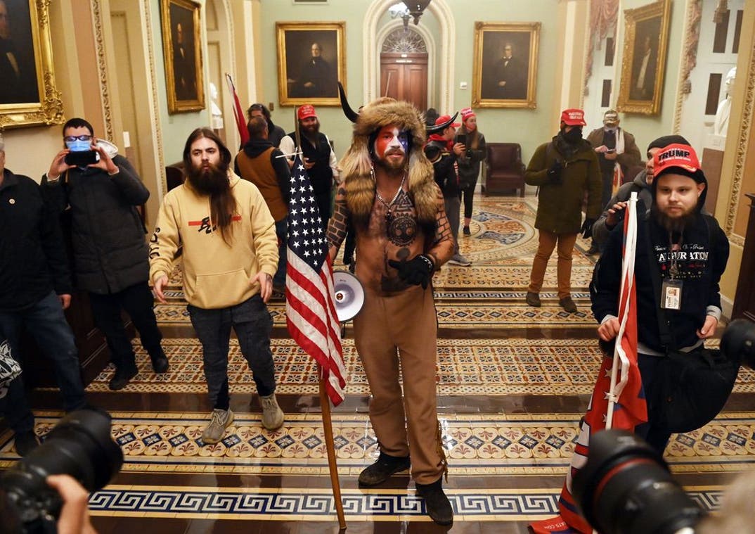 Pro-Trump Protesters Storm U.S. Capitol Photos 3 6