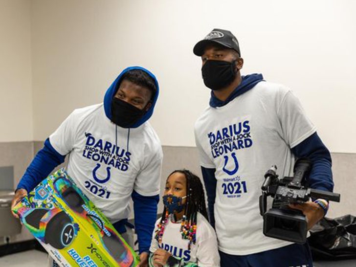 Shop with a Jock: Kids choose Christmas gifts with Colts linebacker Darius  Leonard