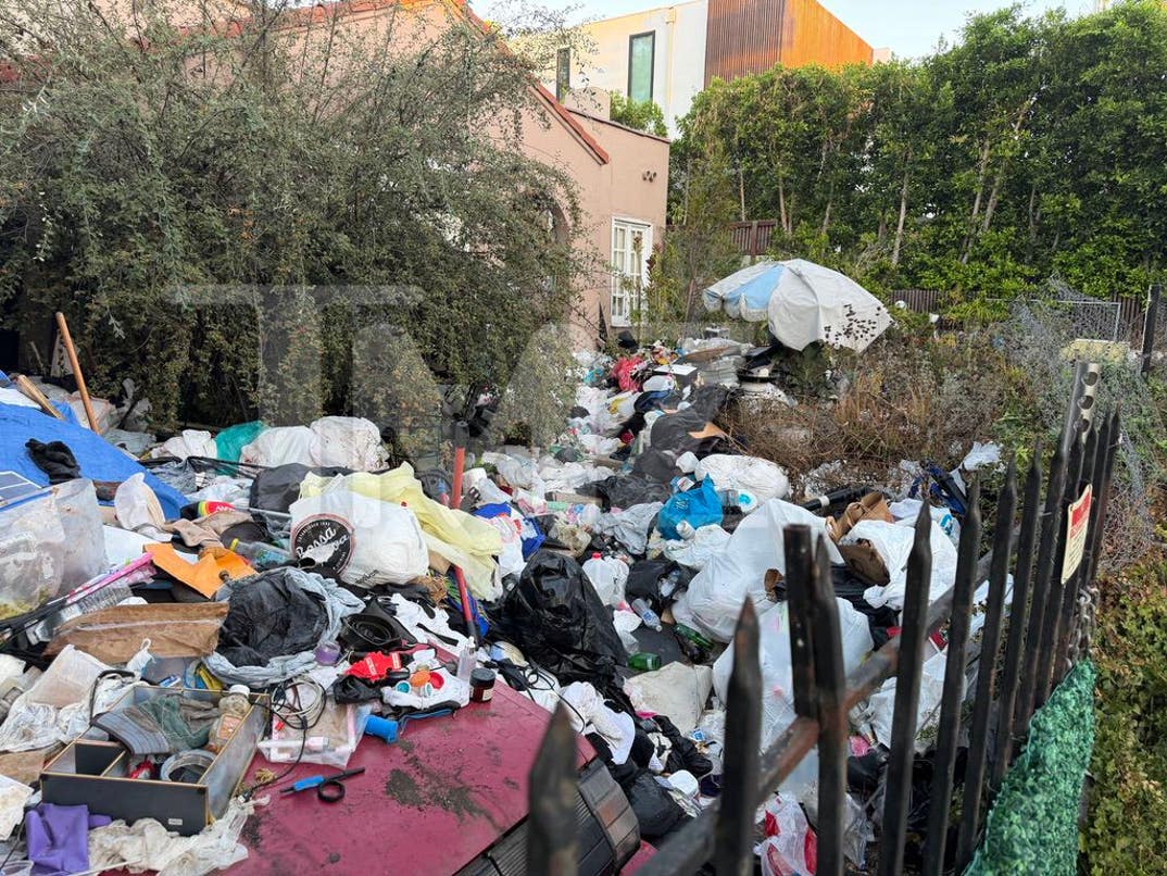 Los Angeles Infamous Trash House 2