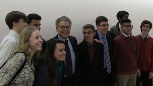 Al Franken Smiles and Poses for Photo with Students Amid Harassment Allegations