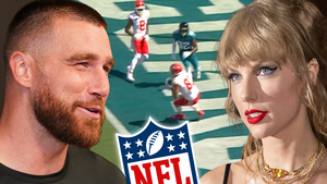 NFL Announcer Sneaks in Taylor Swift Reference on Travis Kelce Touchdown