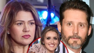 kelly clarkson brandon blackstock savannah main getty
