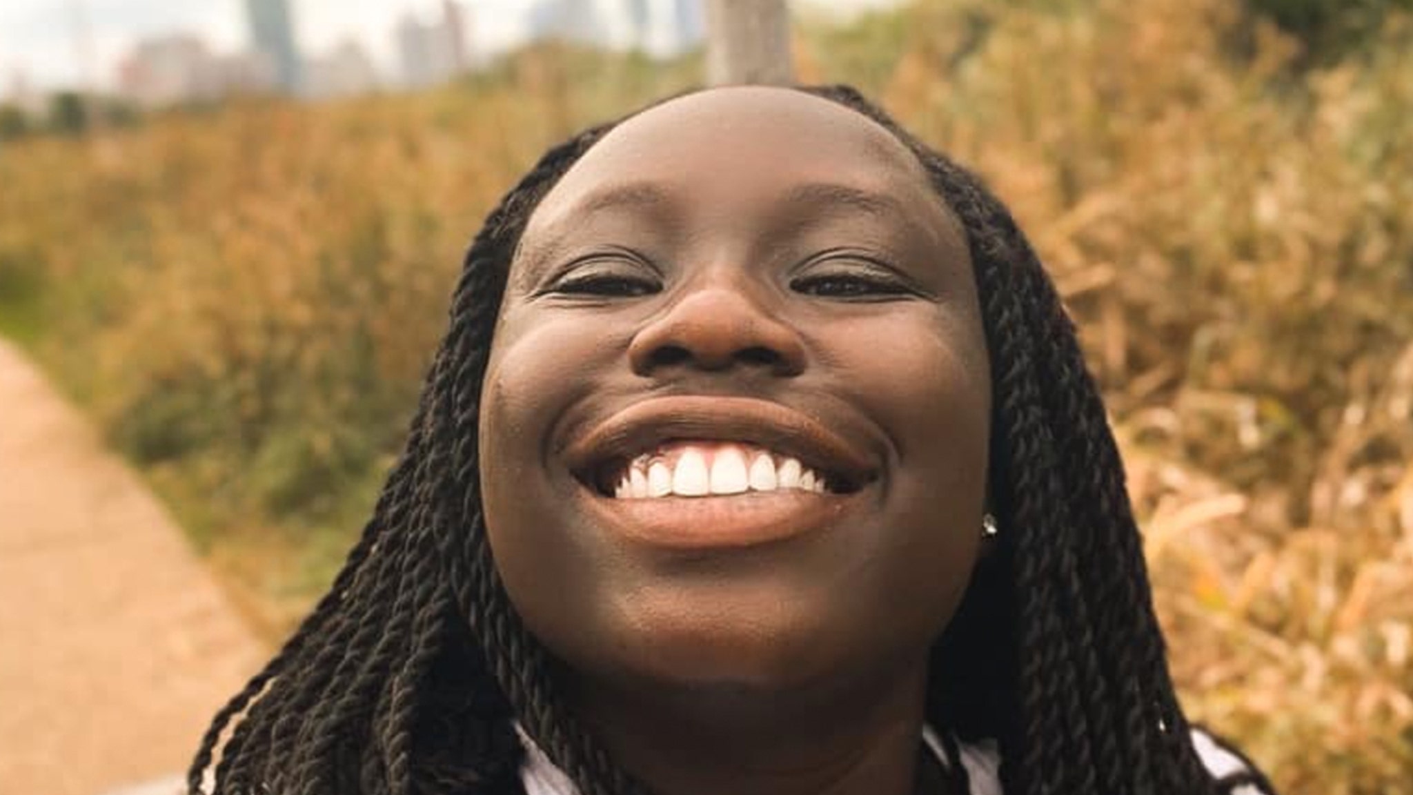 TikToker Riziki Ilenre’s dood onderzocht door politie na meldingen van zelfmoord