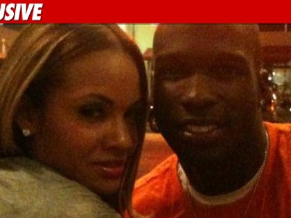 0820_ochocinco_ex