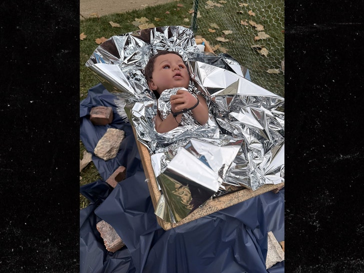 manikins Lake Street Church of Evanston 4