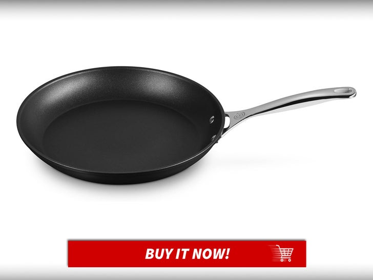 Le-Creuset-12-Inch-Fry-Pan-Kitchen-Products-Early-Prime-Day-MAIN