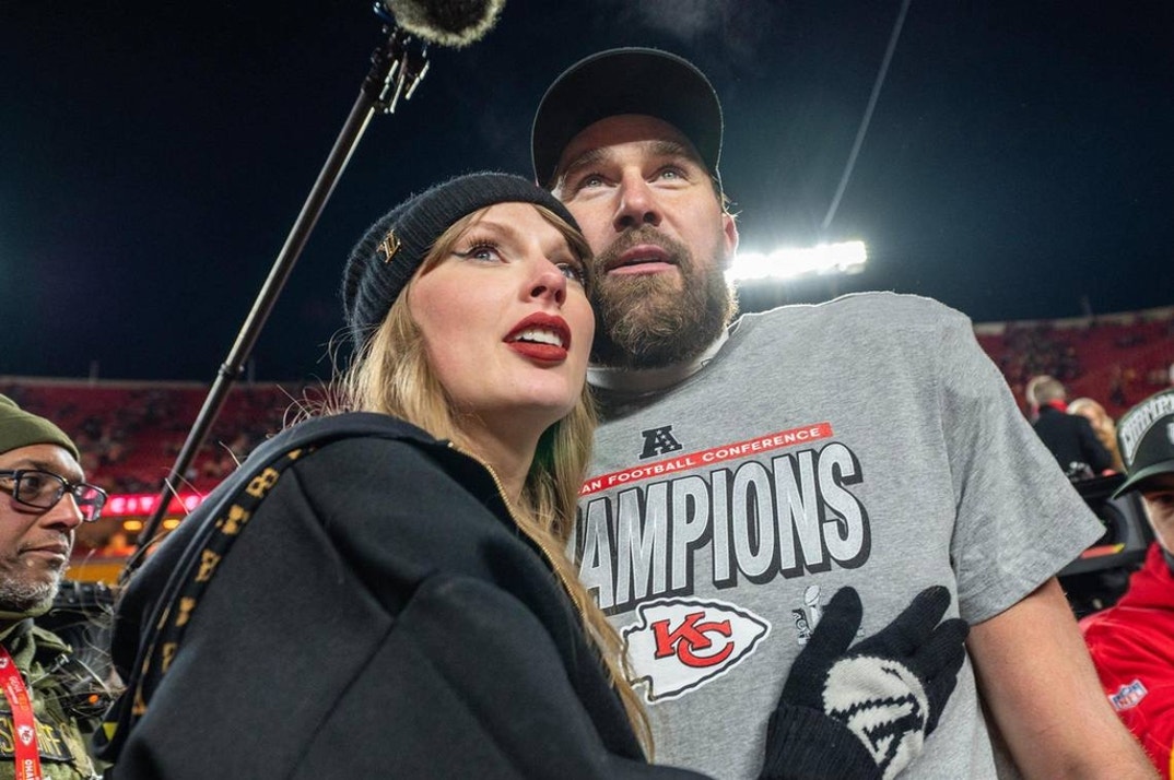 Taylor Swift Travis Kelce Together 5