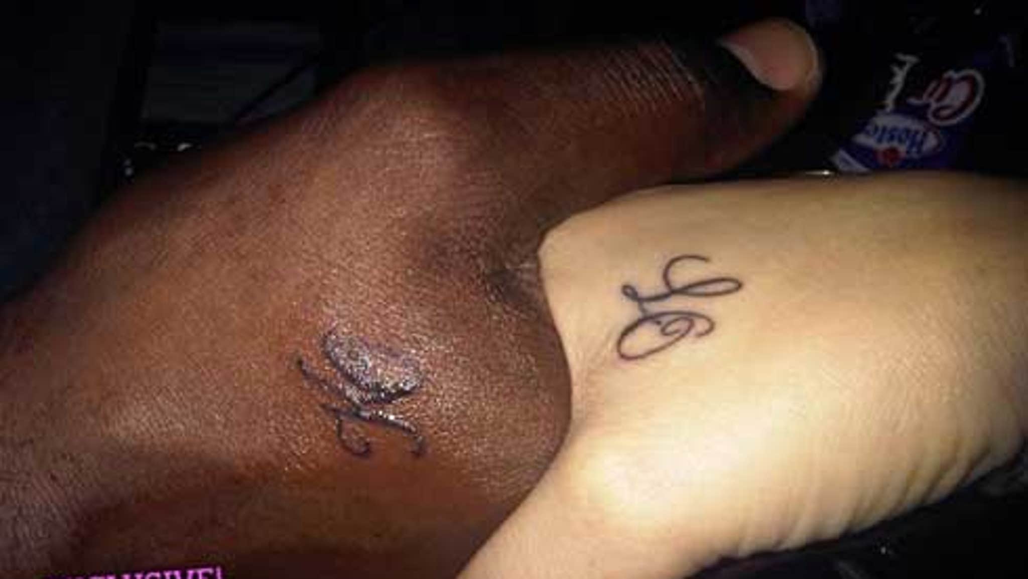 Aggregate 92+ about khloe kardashian tattoos removed best -  .vn