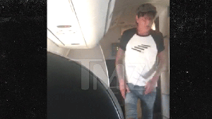 Tommy Lee, Inducted into Mile High Club with Hot Girlfriend