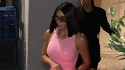 082218_kim_kardashian_kal