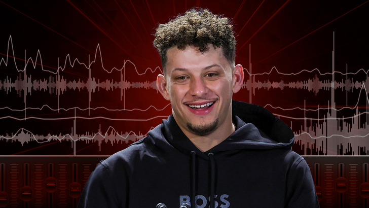 Patrick Mahomes-The-Głos-2