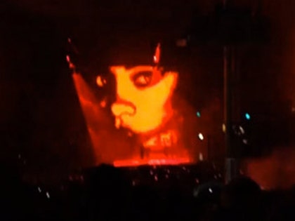 0805-primary-drake-gif-instagram