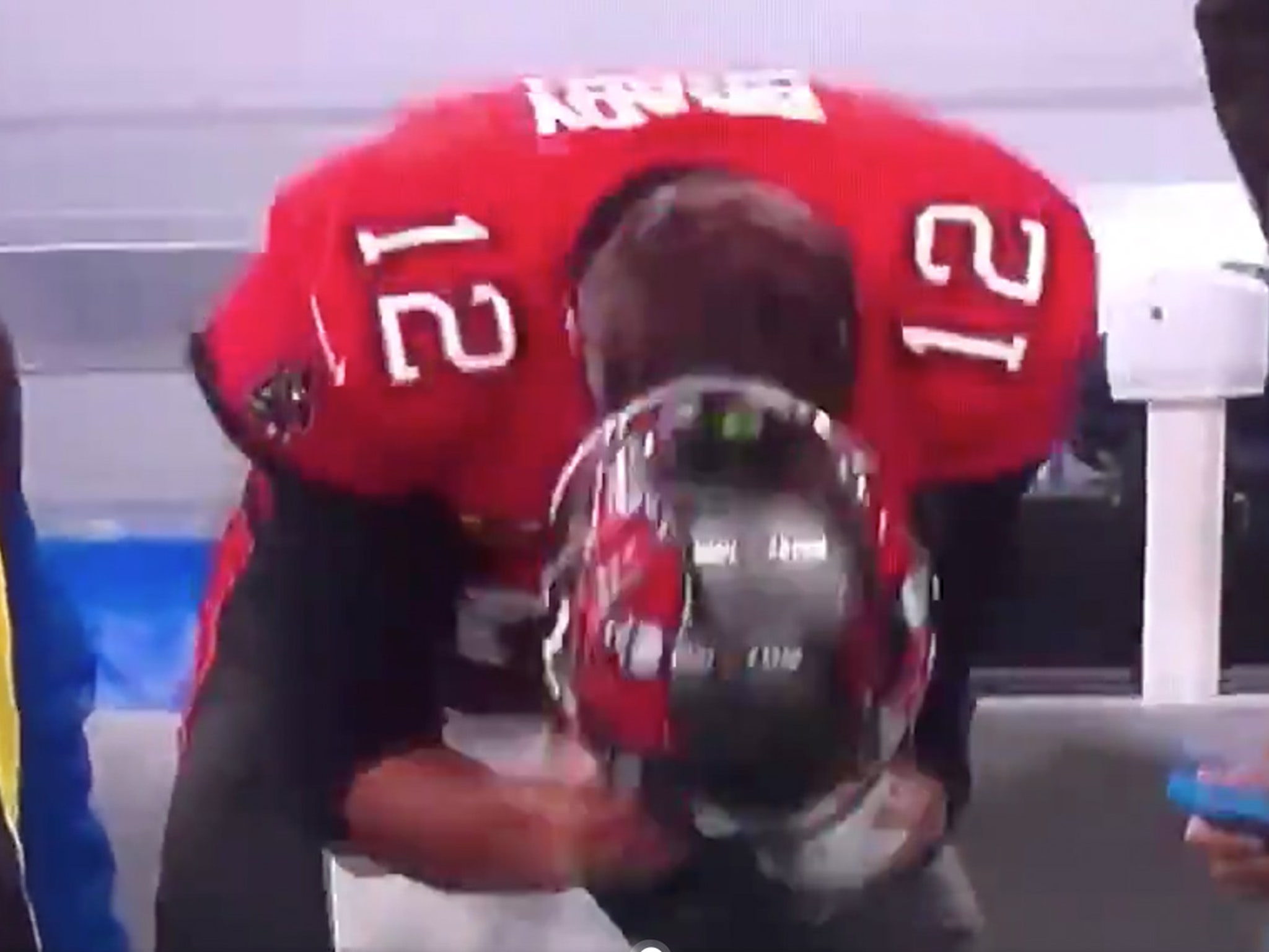 Tom Brady has helmet-slamming tantrum at Buccaneers practice