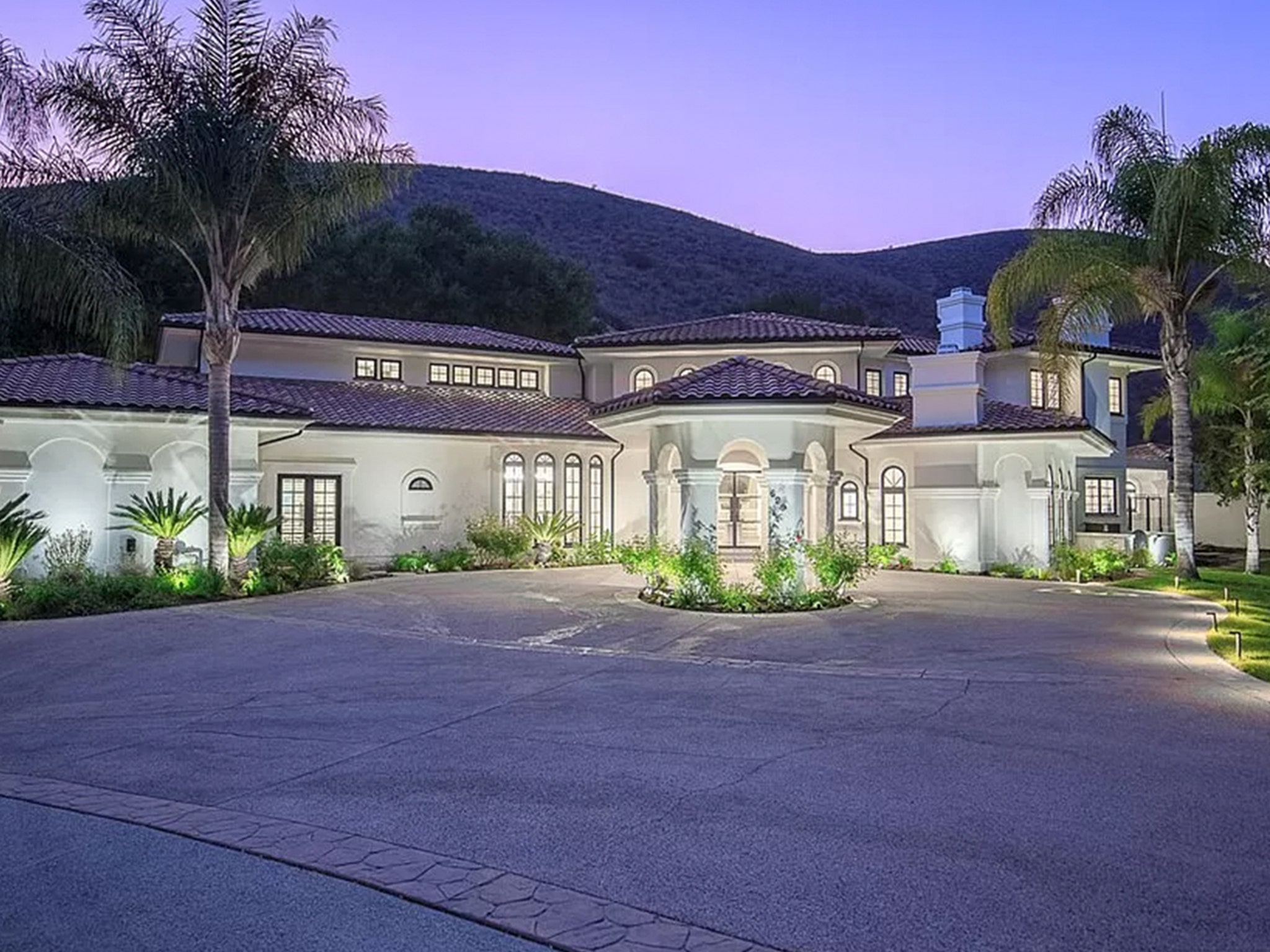 Super Bowl MVP Cooper Kupp Flips L.A. Mansion Back Onto the Market –