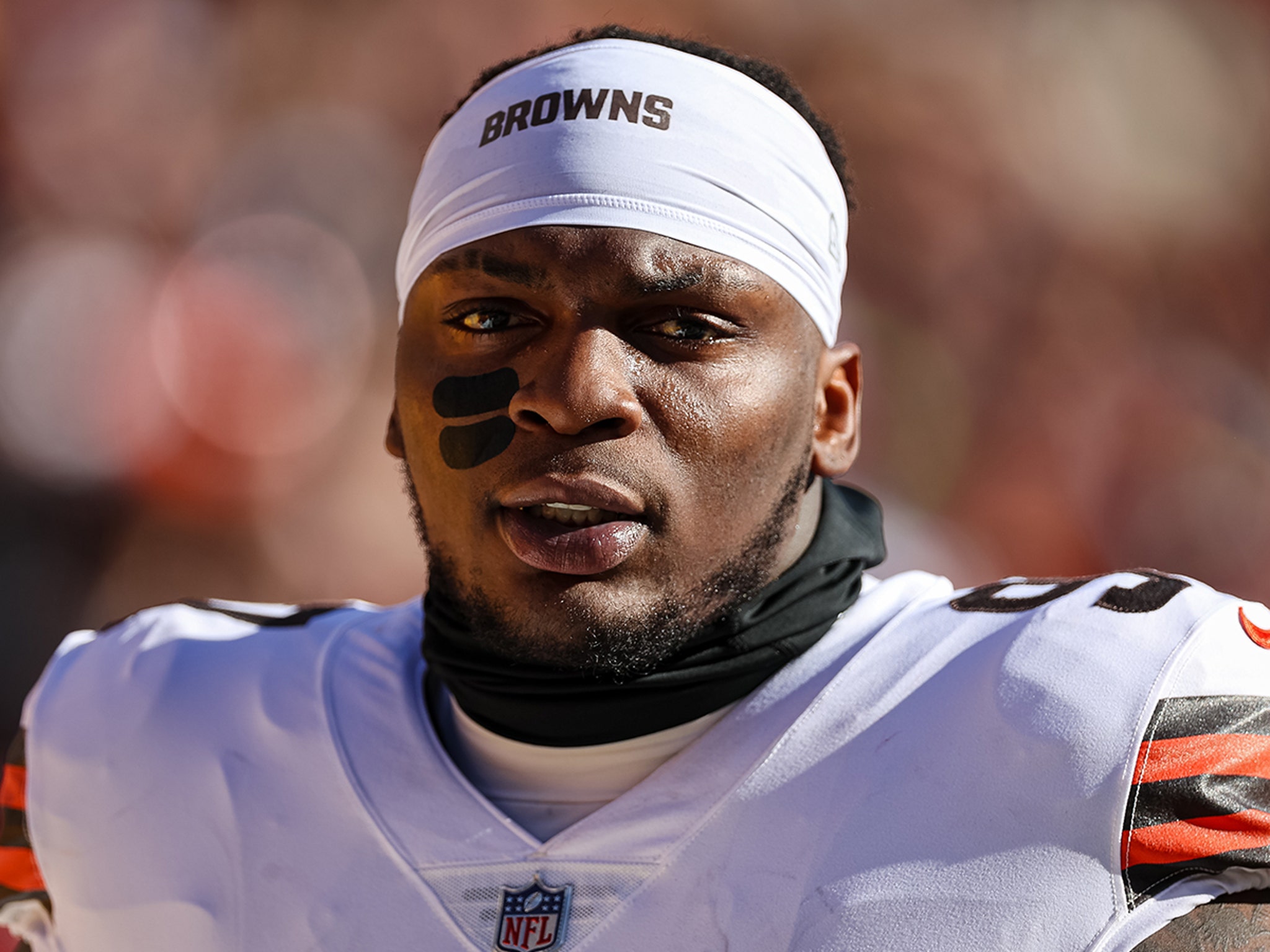 Browns release Perrion Winfrey after video accuses him of threats