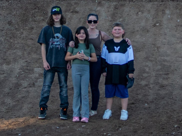 0923-Jenelle-Evans-Famiglia-Motocross-Las-Vegas-foto-primaria-2