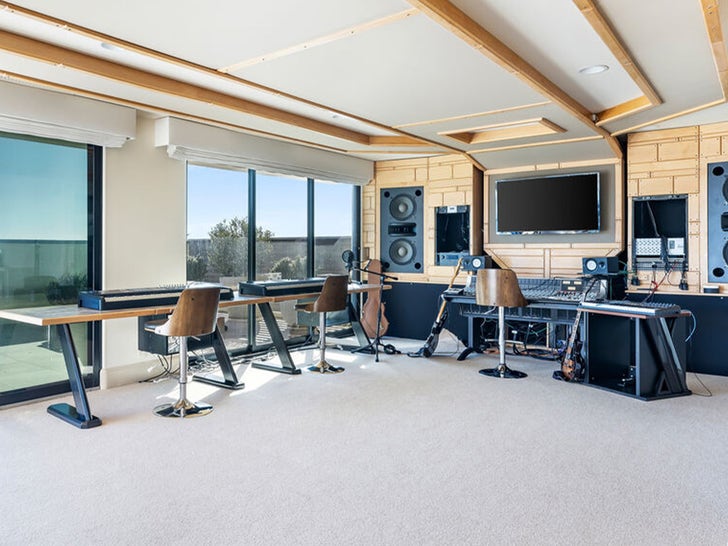 0309-Dr-Dre-Beach-House-SUB-2