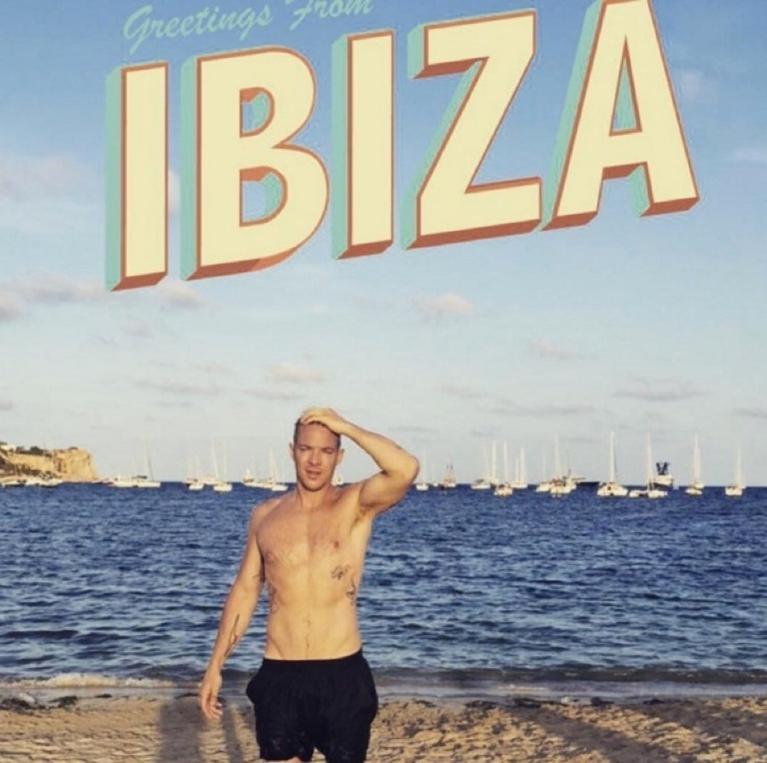 1110_diplo_sexy_snaps05