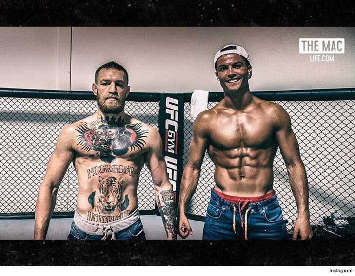 Conor McGregor -- Shirtless Showdown with Ronaldo PHOTOS :: 0725-conor-mcgregor-cristiano-ronaldo-shirtless-gym-ufc-vegas-instagram-4