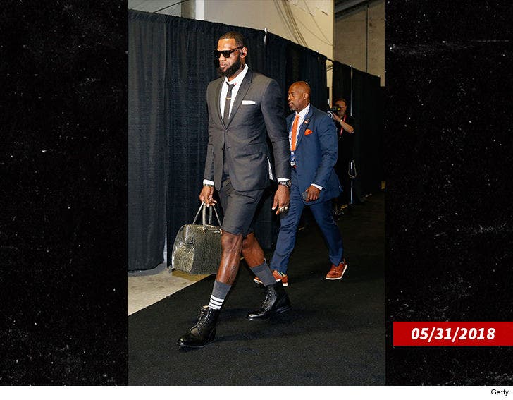 Look: James Harden's Outfit Going Viral Tonight - The Spun: What's