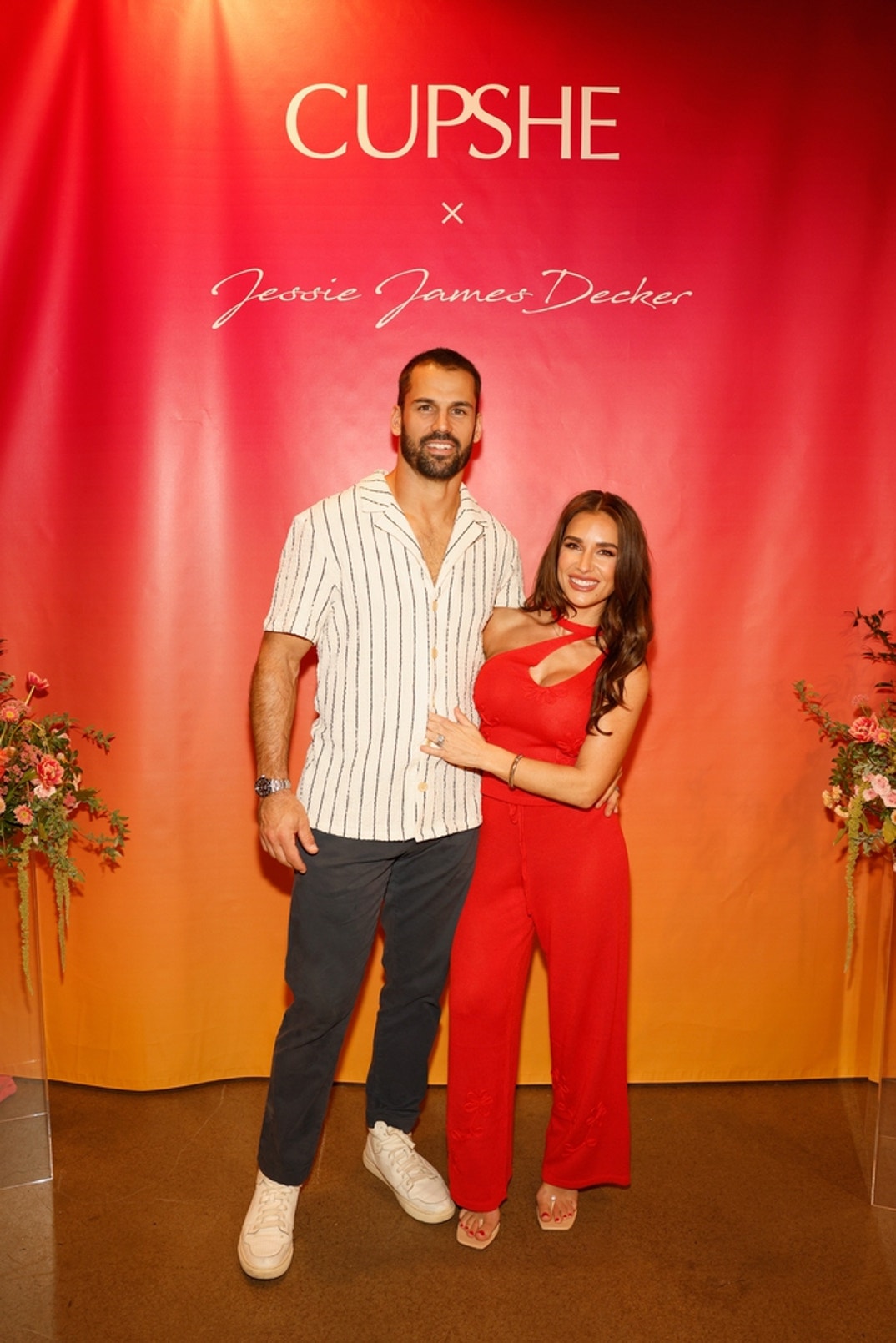 Cupshe x Jessie James Decker Collaboration 32