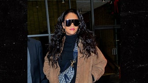 Rihanna's Shades Rub Lawsuit in Her Father's Face, Fenty is Hers