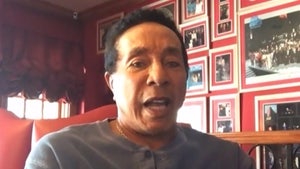 120320-smokey-robinson-primary