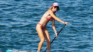 lara trump stand up paddle boarding Ken Smoller 1