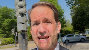 042326 jim himes primary 2
