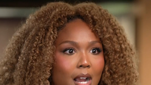 050426 lizzo primRY