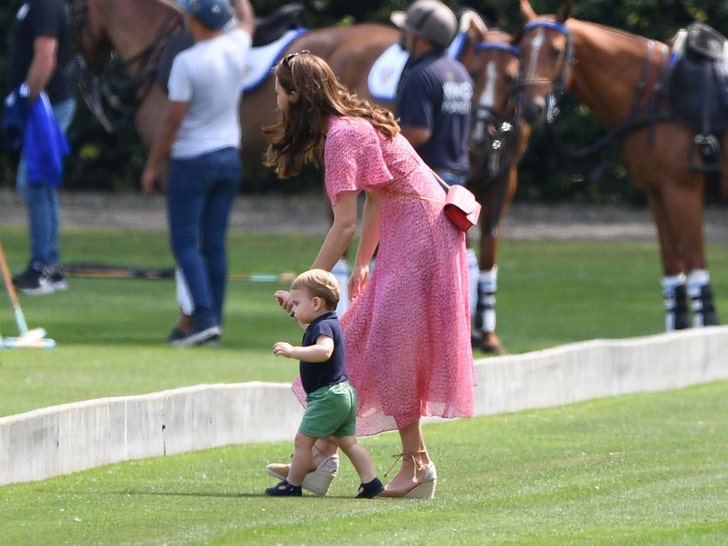 0710_kate-middleton-King-Power-Royal-Charity-Polo-Day-shutterstock