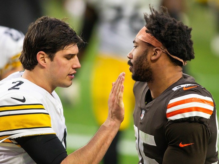 0104-mason Rudolph and Myles Garrett-imagn2