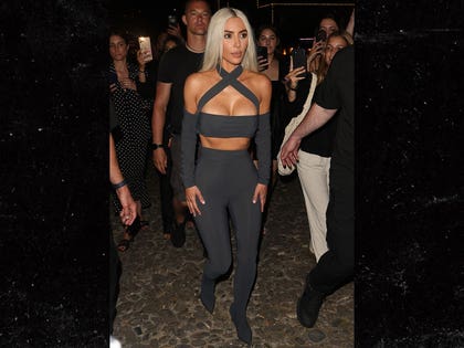 kim kardashian portofino getty 02