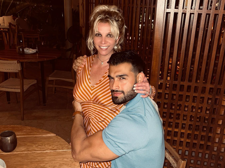 Sam Asghari en Britney Spears beleven de gelukkigste tijden